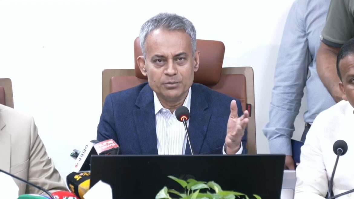সড়ক পরিবহন, রেল ও নৌমন্ত্রী শেখ রবিউল আলম।